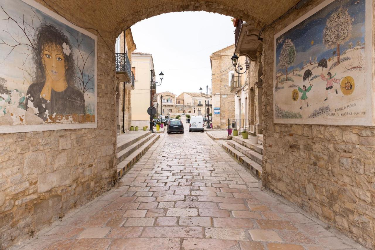 Agora' Castelnuovo Della Daunia Bed & Breakfast Luaran gambar